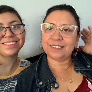 Meet your Posher, Lourdes